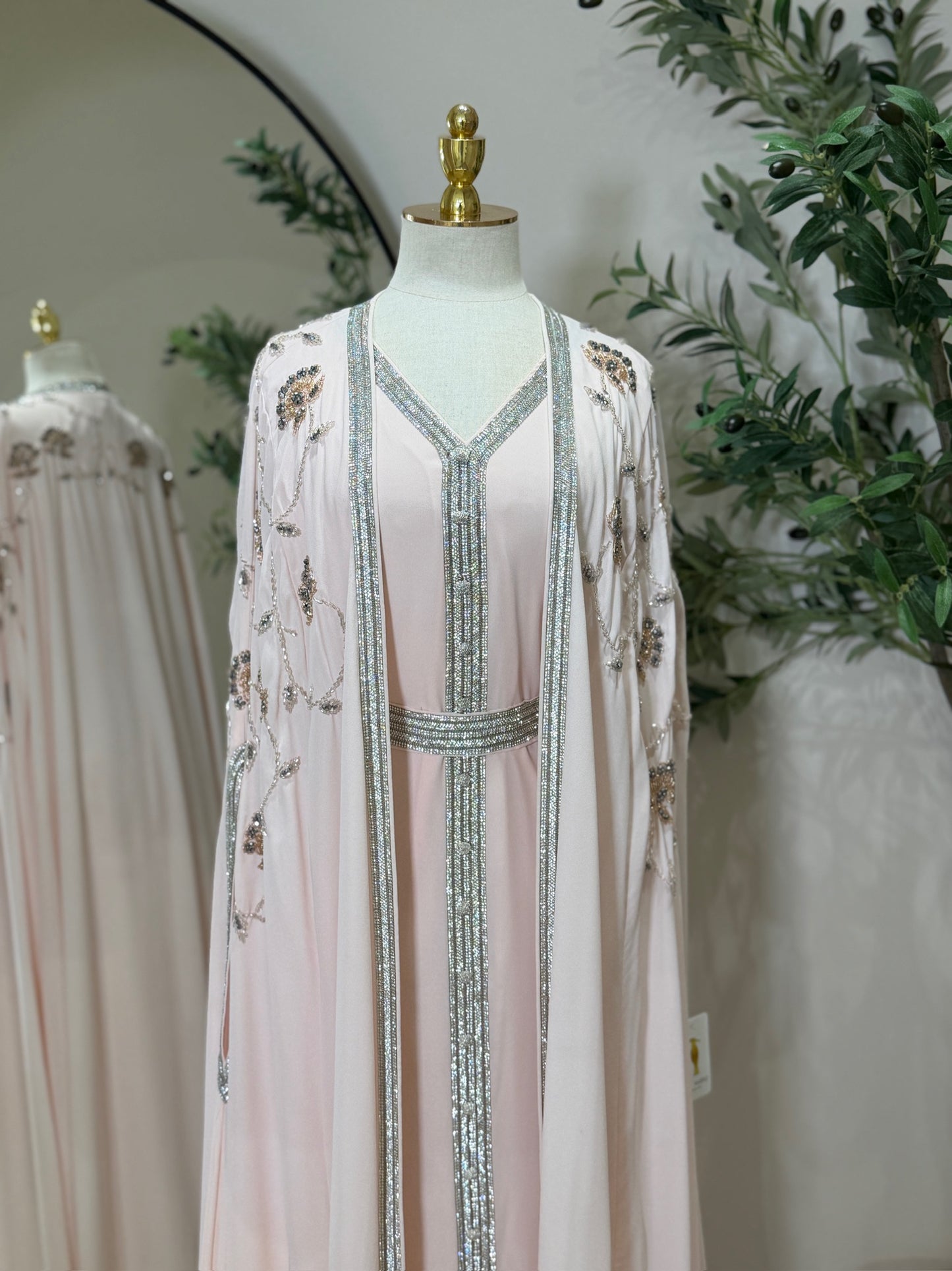 Elara Luxury 3 Piece Khaliji Caftan