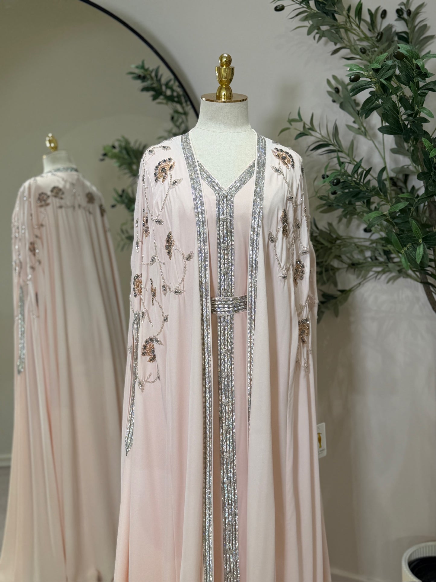 Elara Luxury 3 Piece Khaliji Caftan