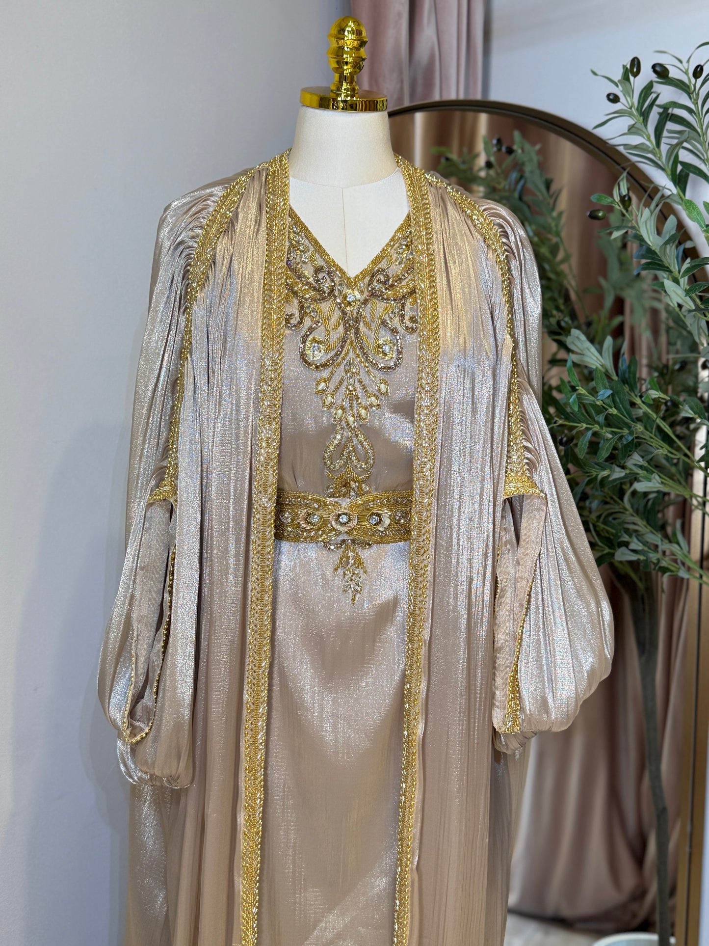 Mohraa Luxury 3 Piece Khaleeji Caftan