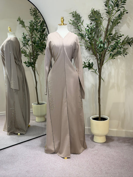 Yusra Luxury Khaliji Abaya