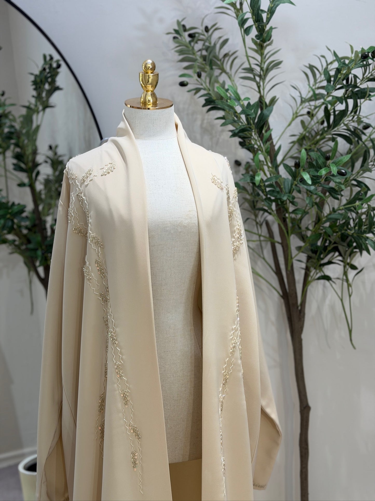 Manal Luxury Khaleeji Abaya