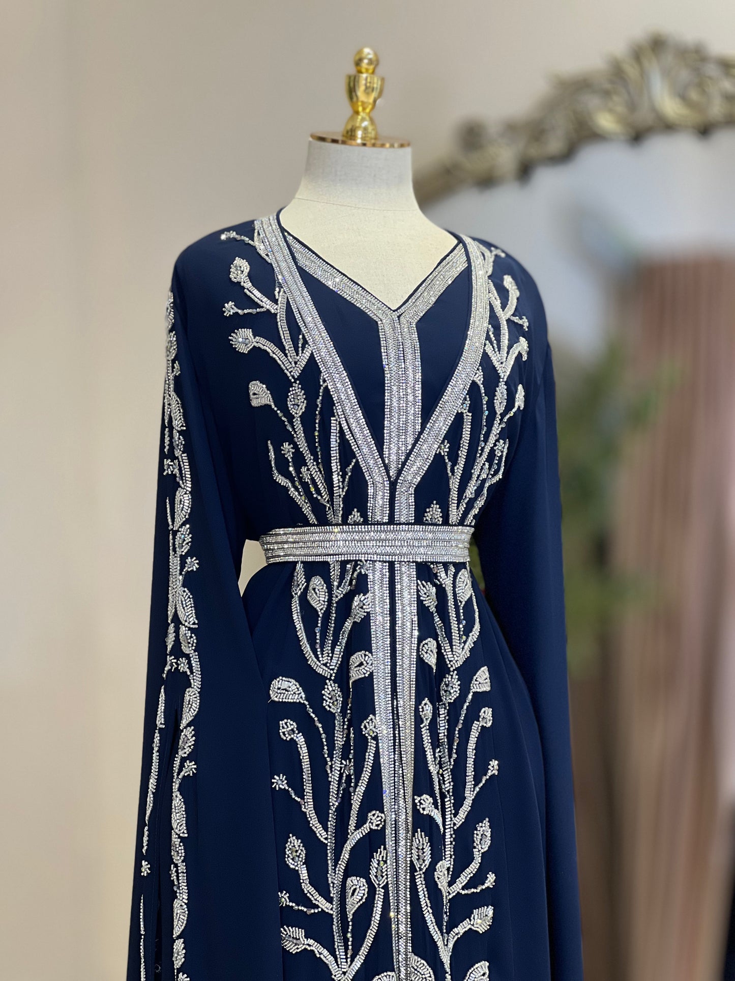 Luxury Khaleeji 3 piece Caftan Comes In 4 Colours