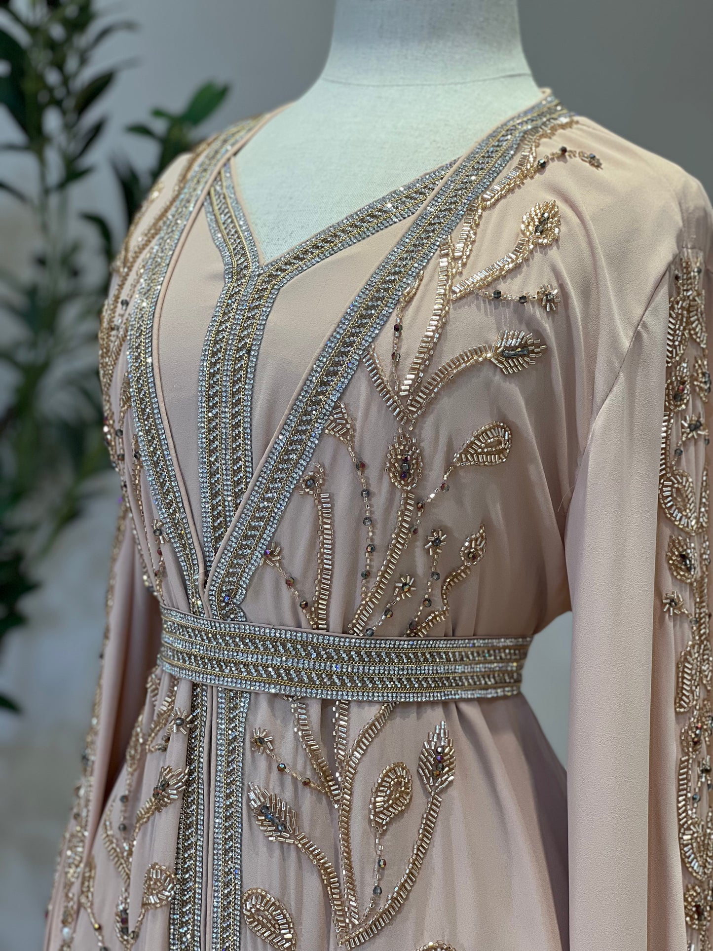 Luxury Khaleeji 3 piece Caftan Comes In 4 Colours