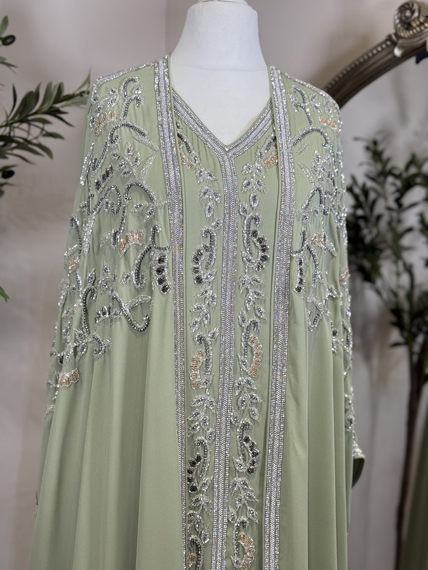 Full Embellished Khaliji Caftan E01