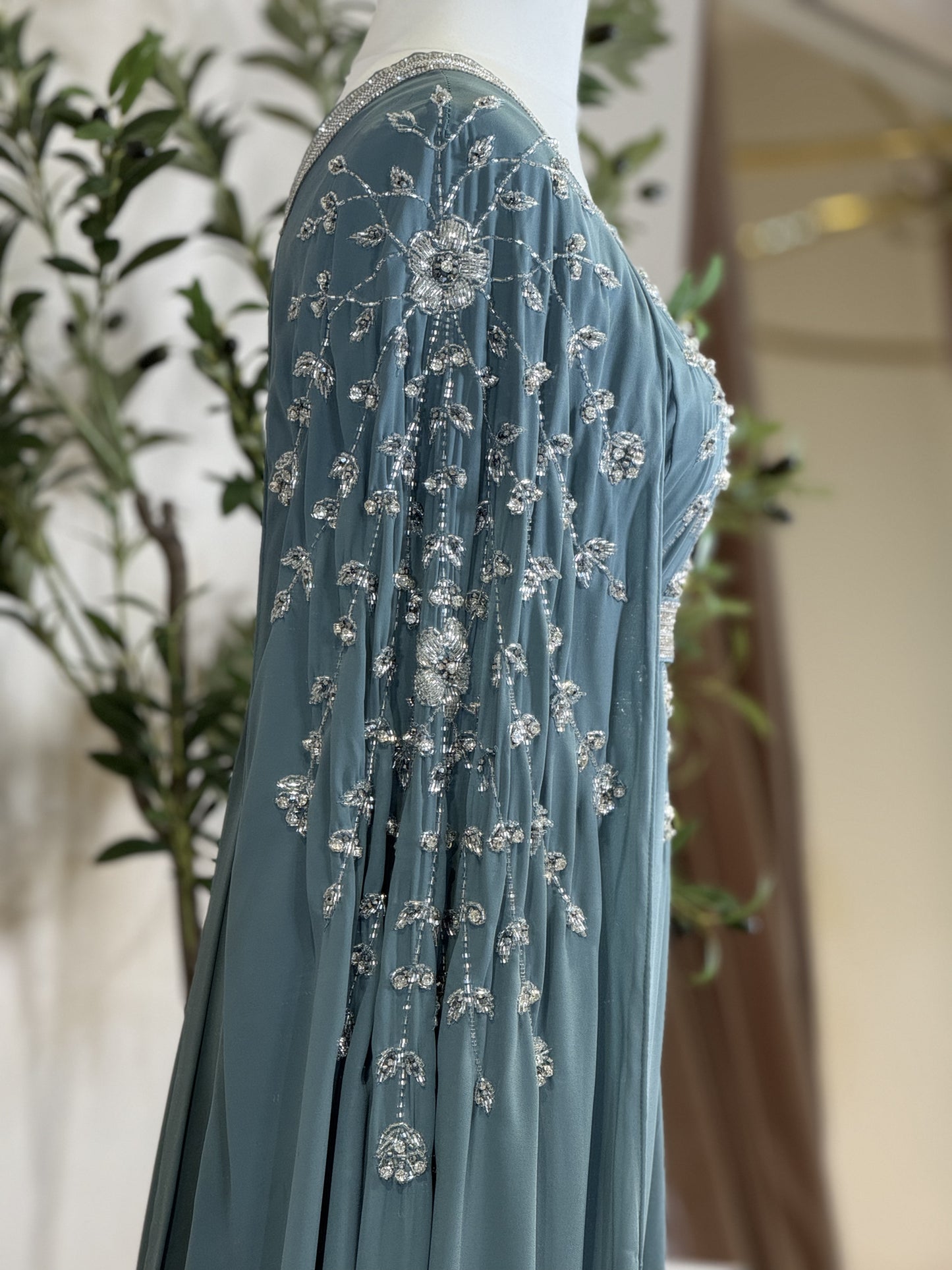 Full Embellished Khaliji Caftan R01