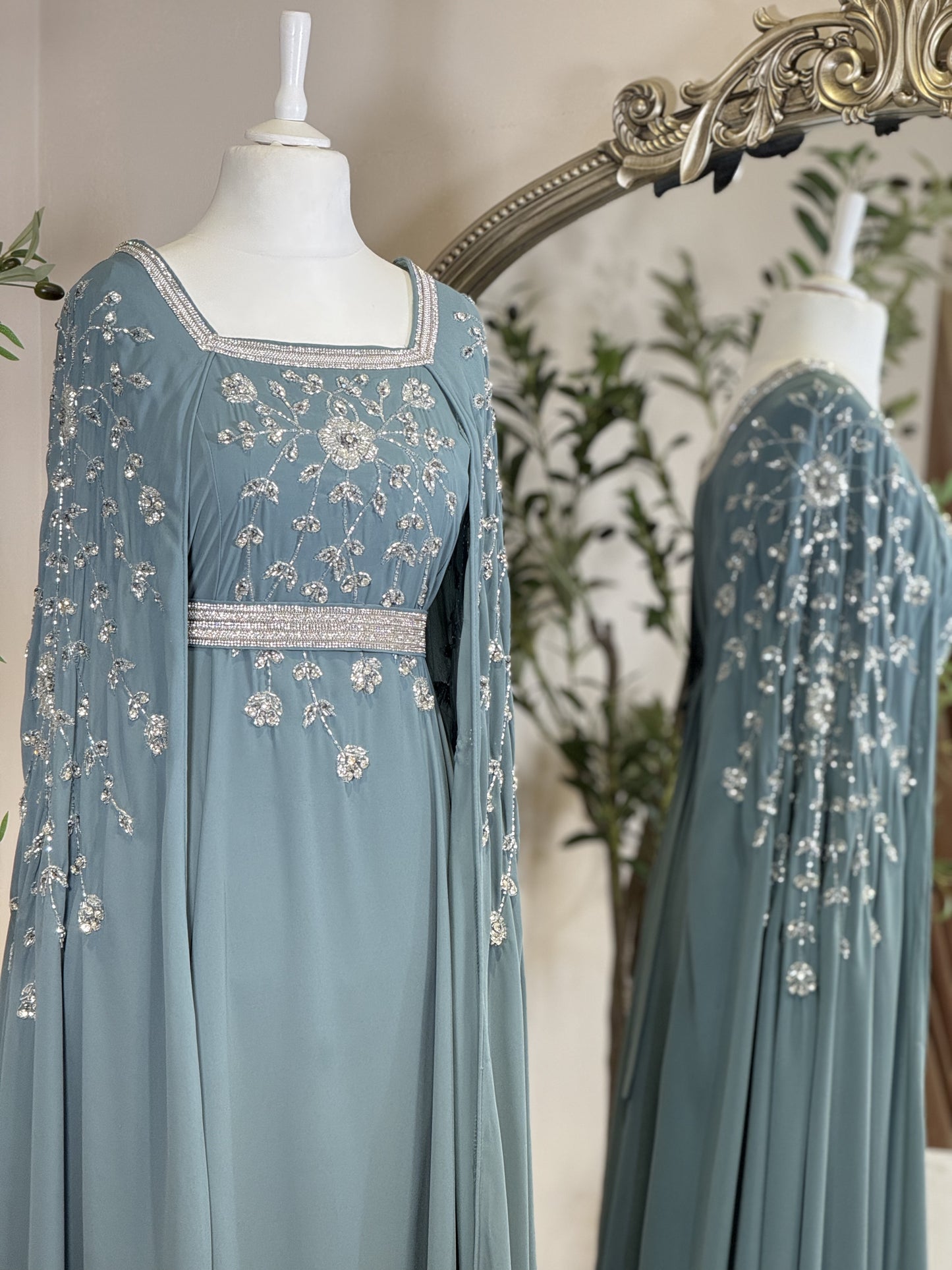 Full Embellished Khaliji Caftan R01