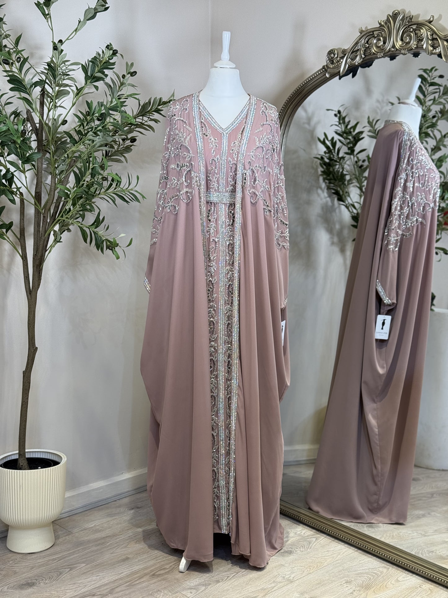 Full Embellished Khaliji Caftan E01