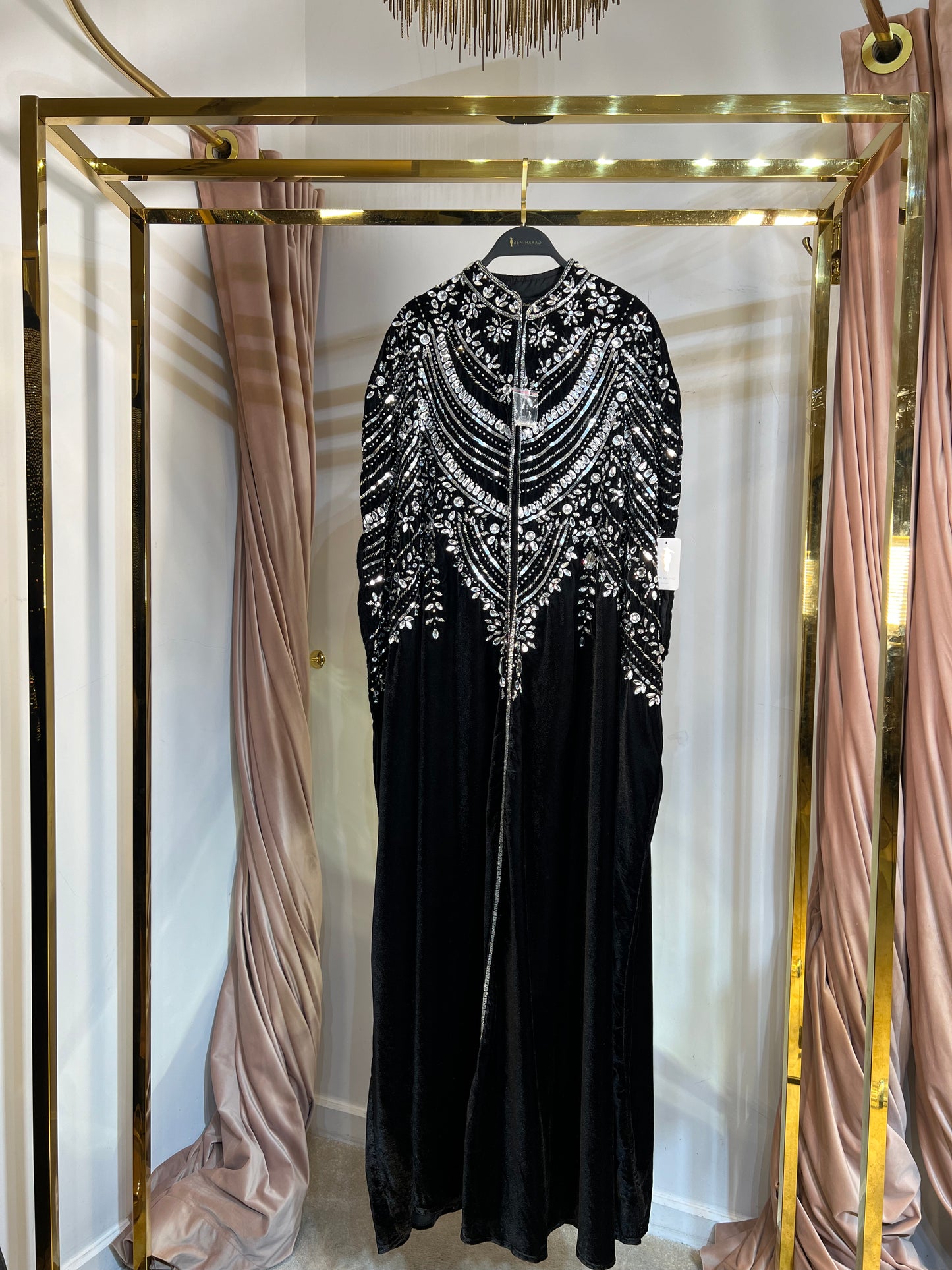 H13 Sheikha Mozza Velvet Abaya