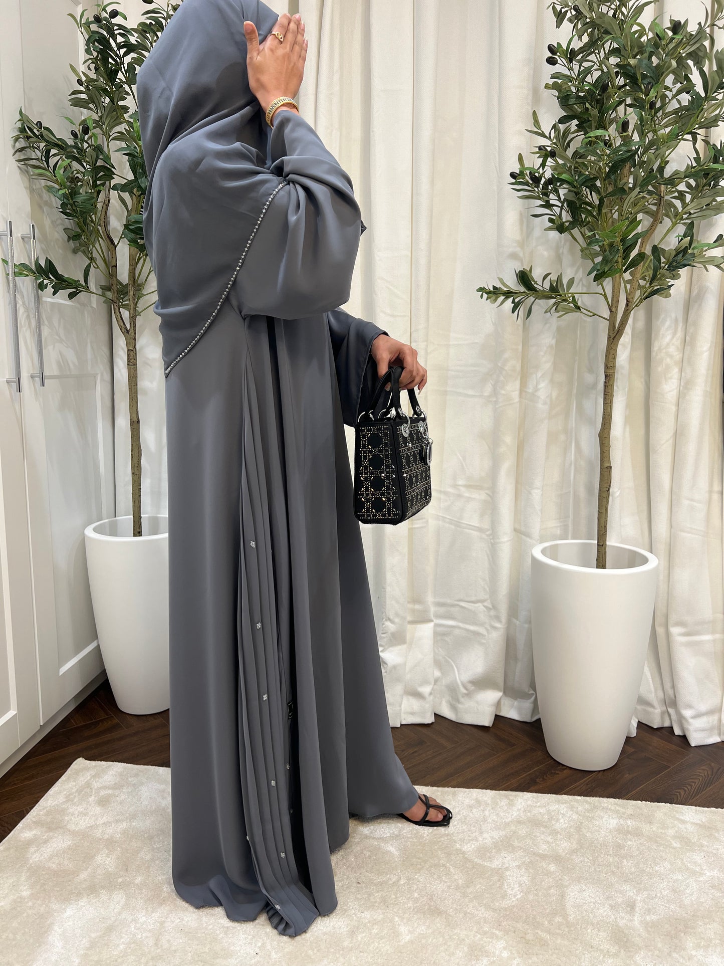 Kasarat Soft Touch Luxury Abaya