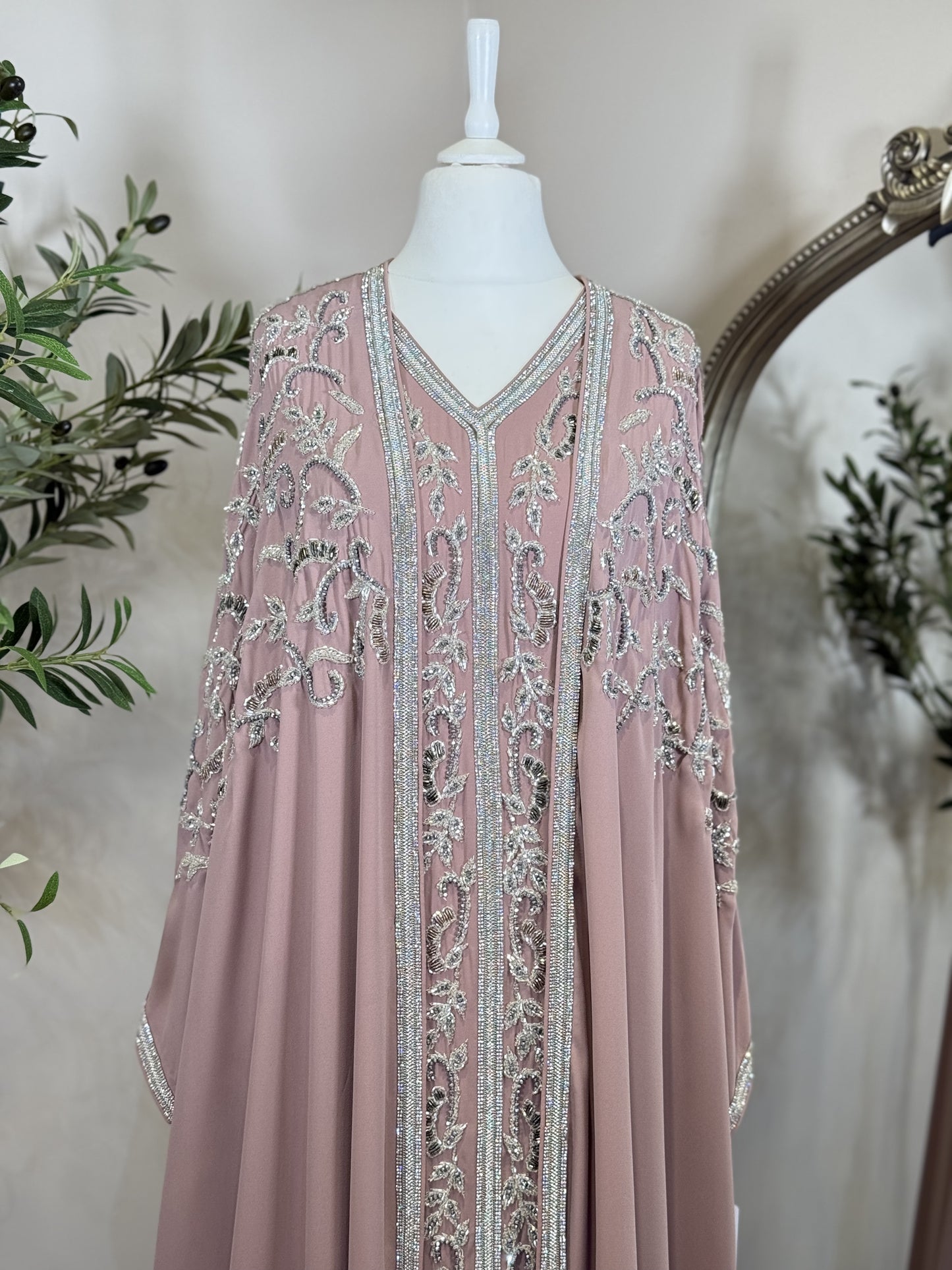 Full Embellished Khaliji Caftan E01