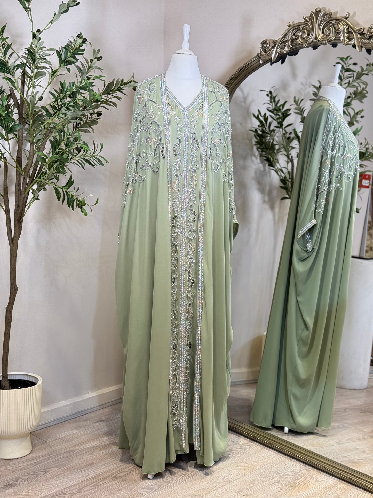 Full Embellished Khaliji Caftan E01