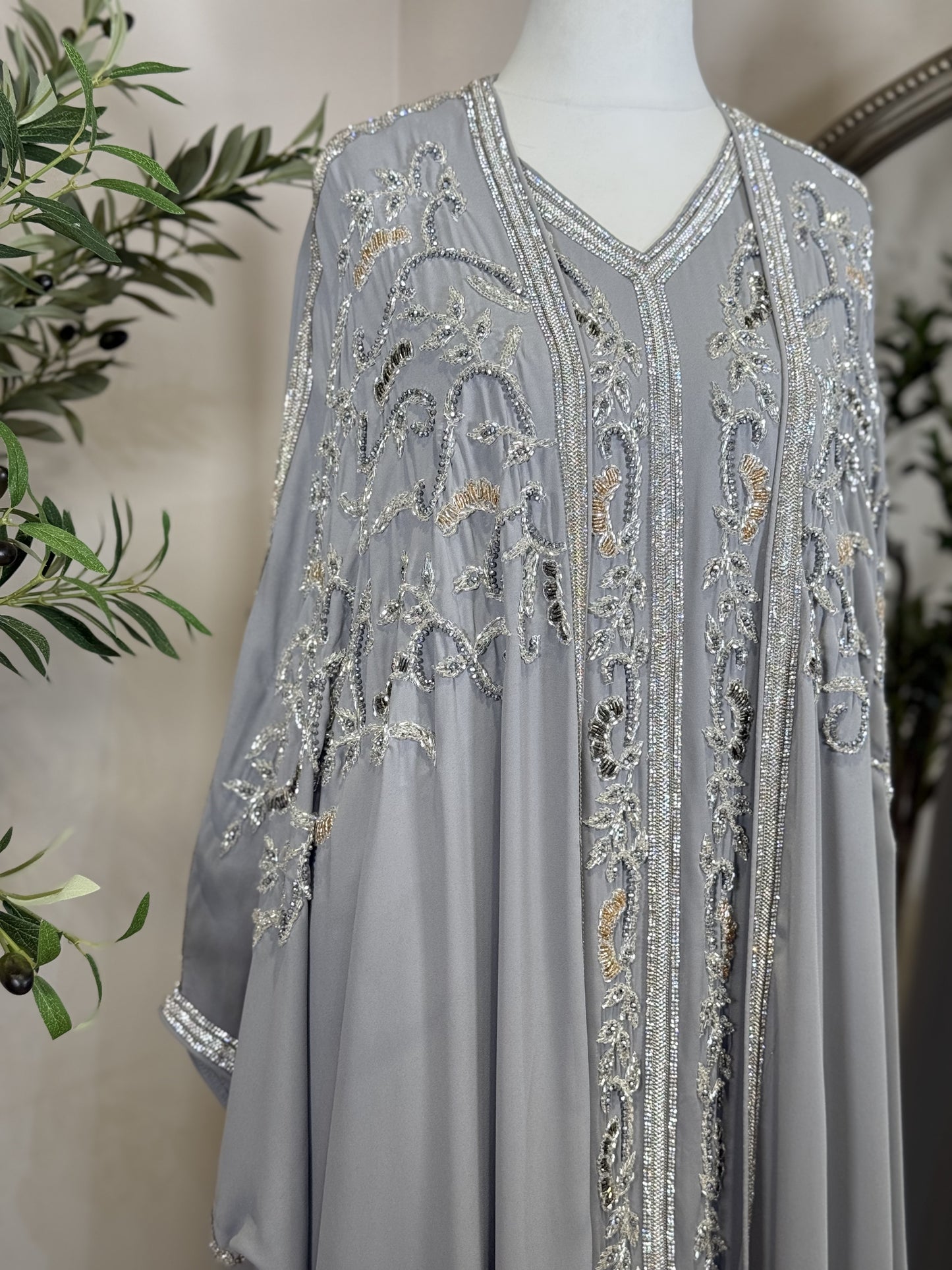 Full Embellished Khaliji Caftan E01