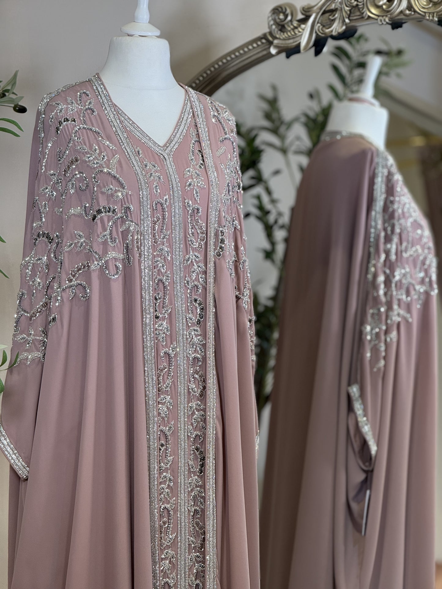 Full Embellished Khaliji Caftan E01