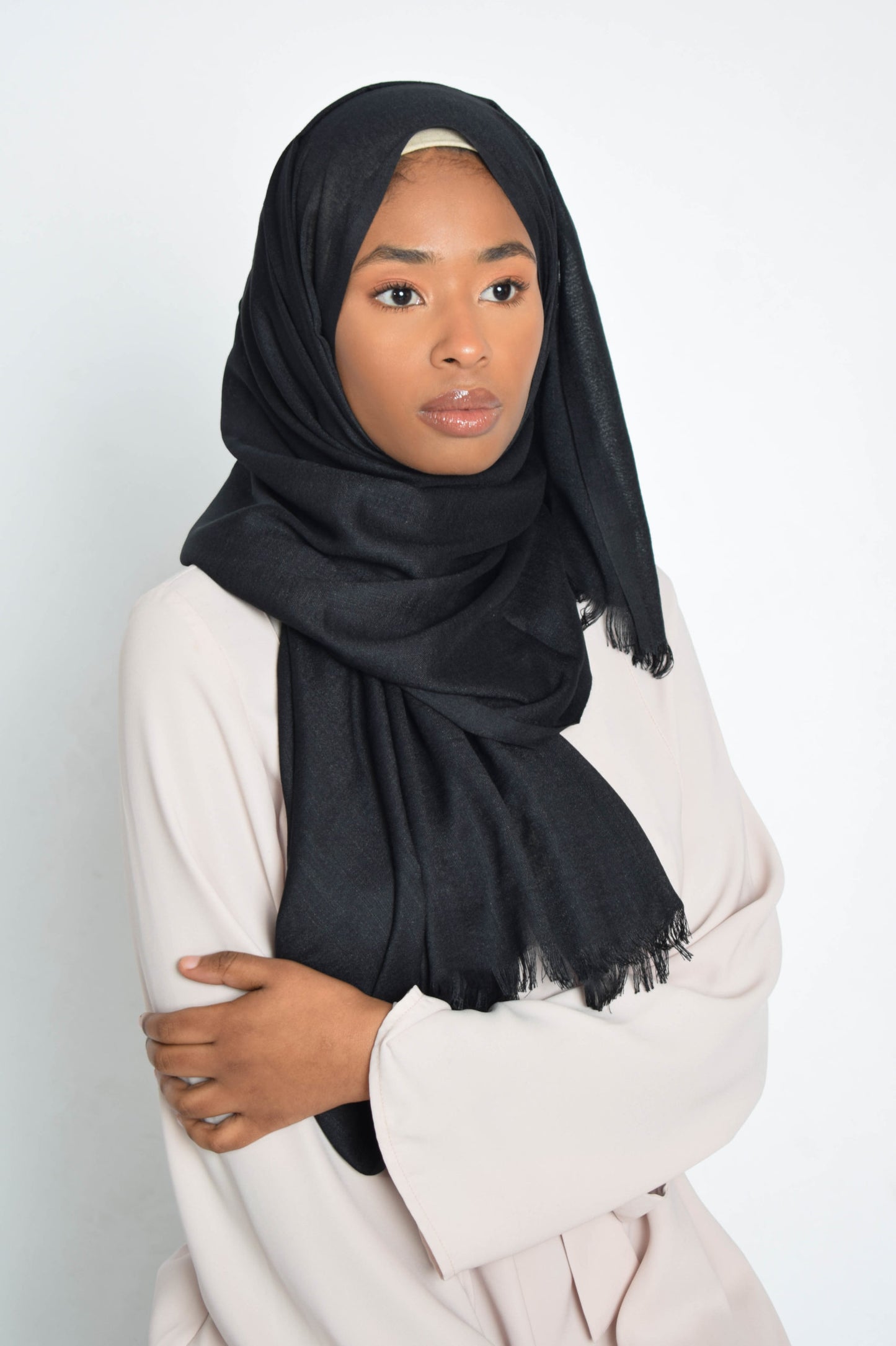 Plain Black Textured Hijab
